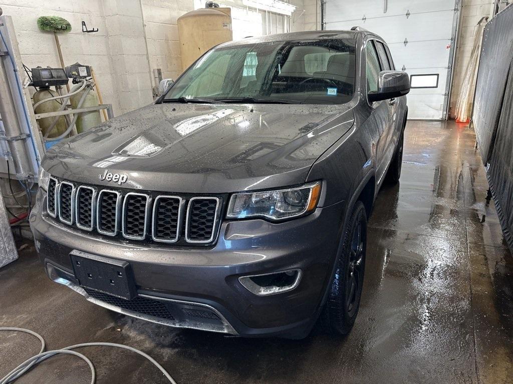 used 2017 Jeep Grand Cherokee car, priced at $17,999