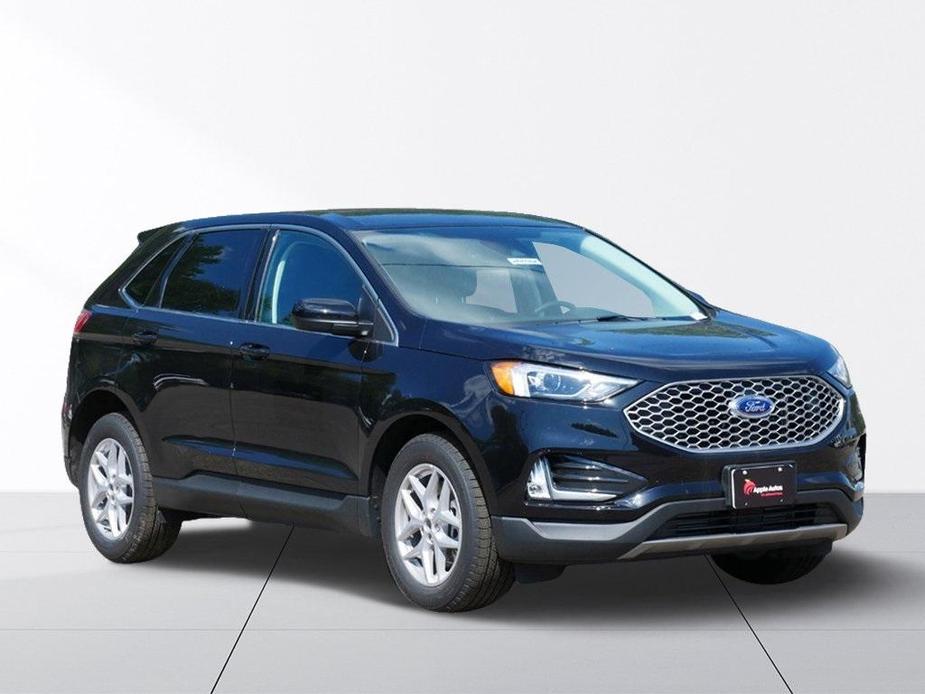 used 2024 Ford Edge car, priced at $33,967