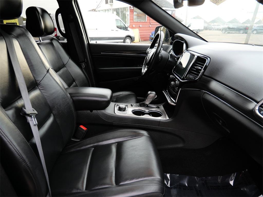 used 2021 Jeep Grand Cherokee car, priced at $26,999