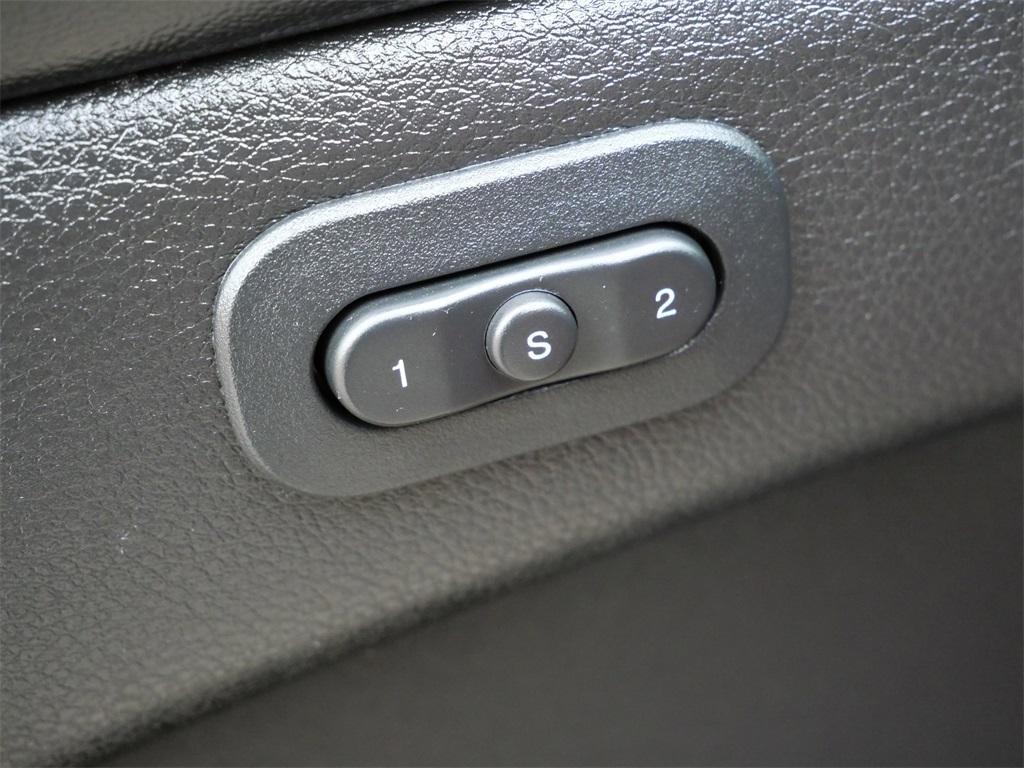 used 2021 Jeep Grand Cherokee car, priced at $26,999