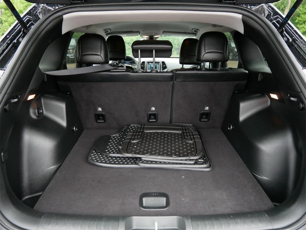 used 2022 Jeep Cherokee car, priced at $28,499