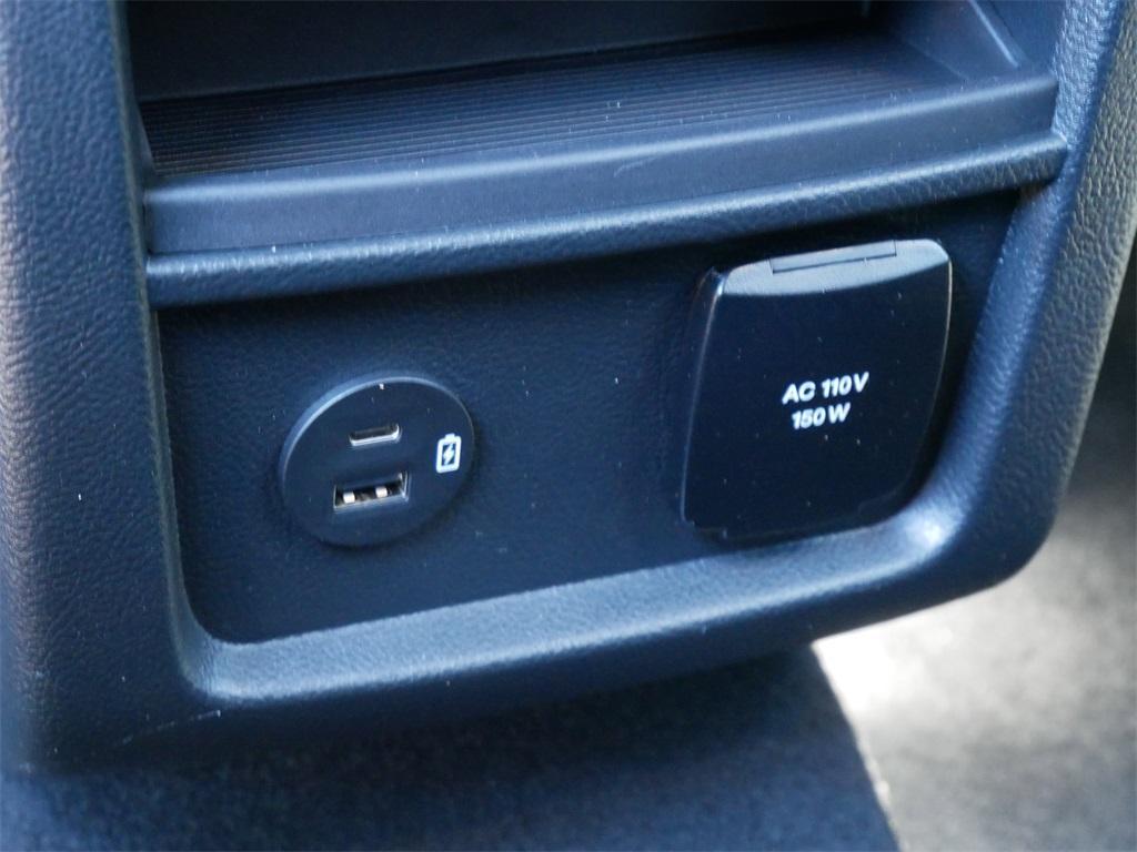 used 2022 Ford Edge car, priced at $30,999