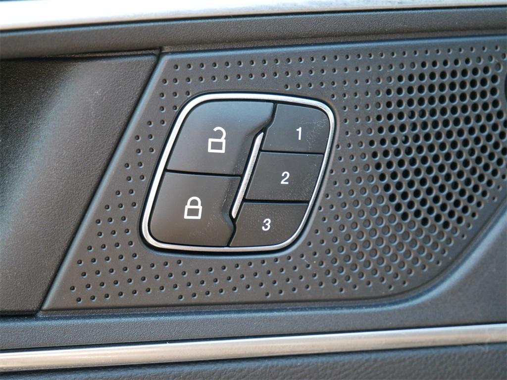 used 2022 Ford Edge car, priced at $30,999