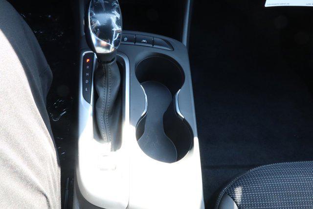 new 2025 Buick Envista car, priced at $26,245
