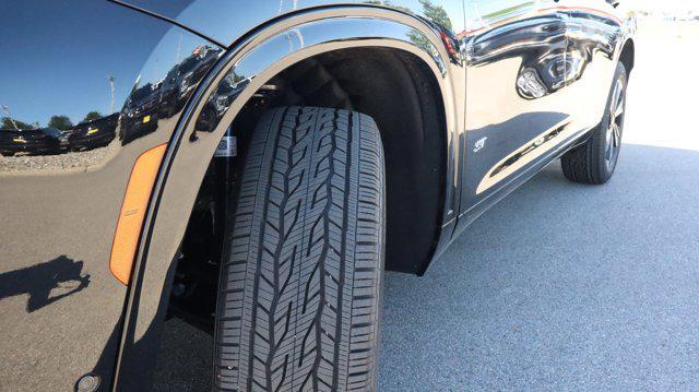 new 2025 Buick Enclave car, priced at $55,613
