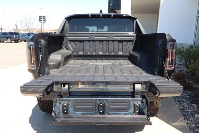 new 2025 GMC HUMMER EV Pickup car, priced at $107,509