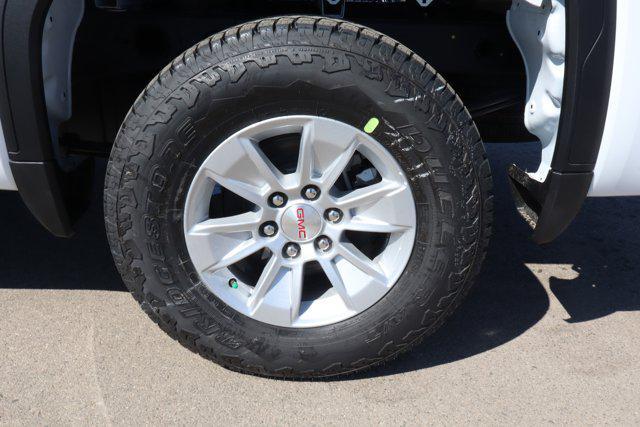 new 2025 GMC Sierra 1500 car, priced at $45,815