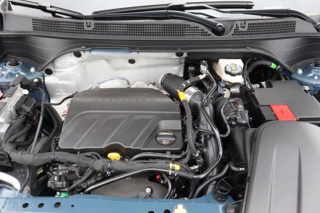 new 2025 Buick Envista car, priced at $26,894