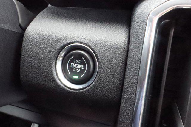 new 2025 GMC Acadia car, priced at $49,425