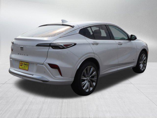 new 2025 Buick Envista car, priced at $28,698