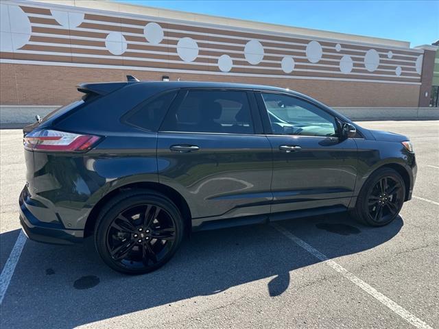 used 2024 Ford Edge car, priced at $43,045