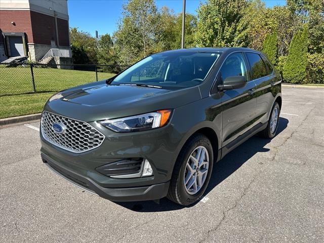 used 2024 Ford Edge car, priced at $30,045