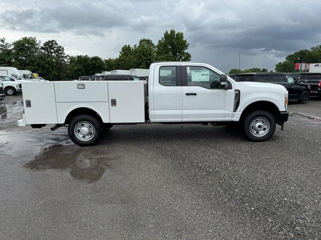 new 2024 Ford F-350 car, priced at $68,700