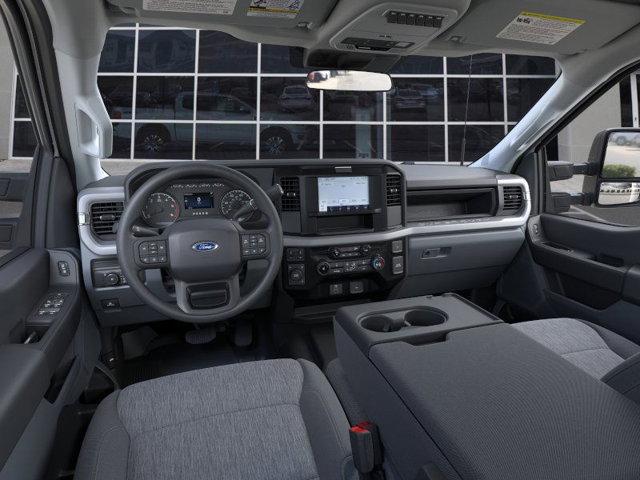new 2025 Ford F-450 car, priced at $62,844