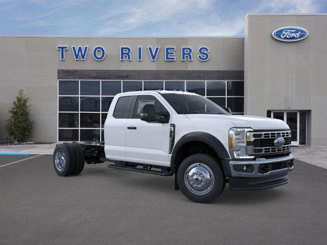 new 2025 Ford F-450 car, priced at $62,844
