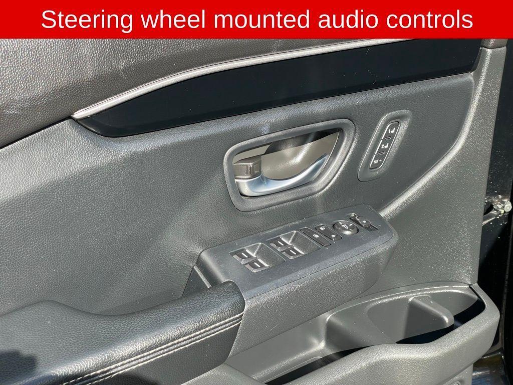 used 2023 Honda Pilot car, priced at $37,995