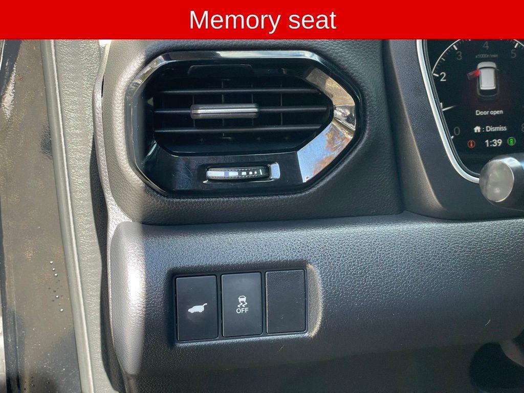 used 2023 Honda Pilot car, priced at $37,995