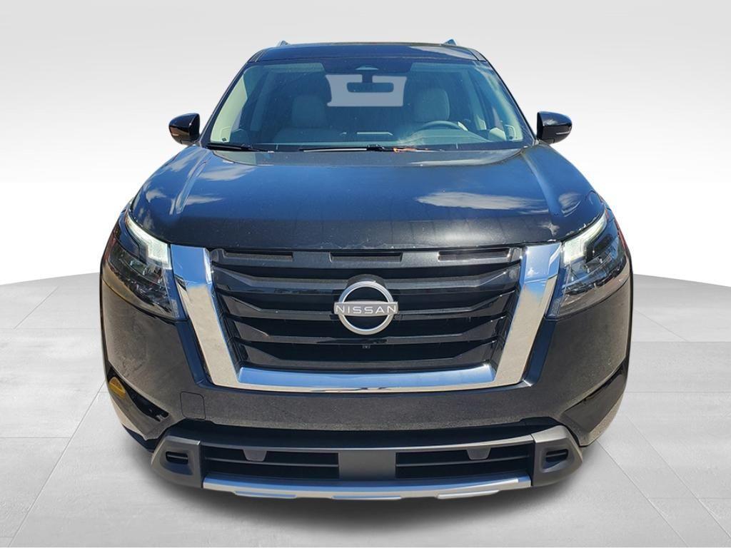 new 2025 Nissan Pathfinder car, priced at $43,300
