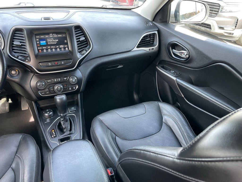 used 2021 Jeep Cherokee car, priced at $18,754