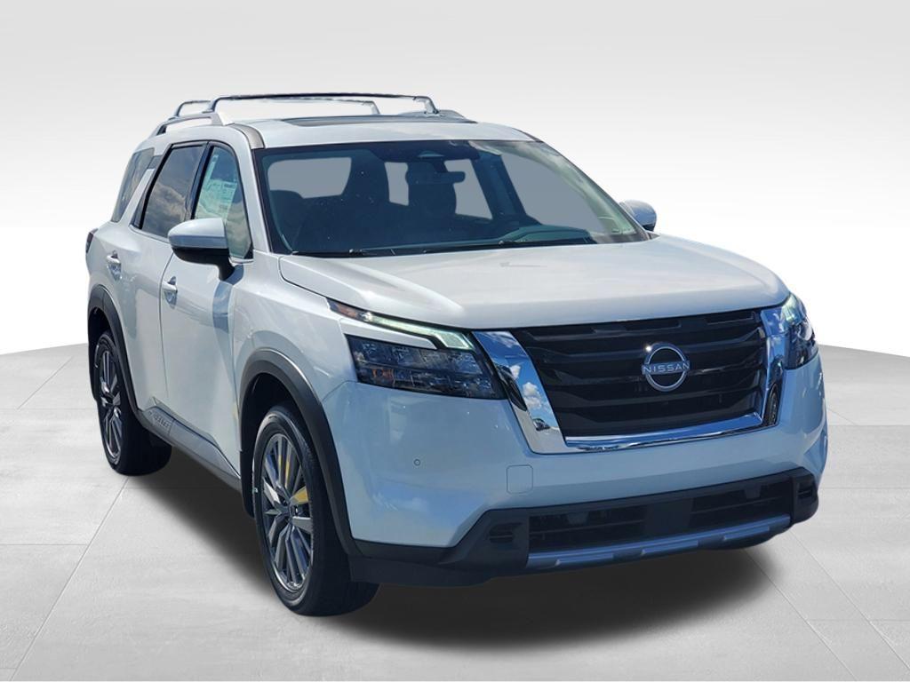 new 2025 Nissan Pathfinder car, priced at $48,715