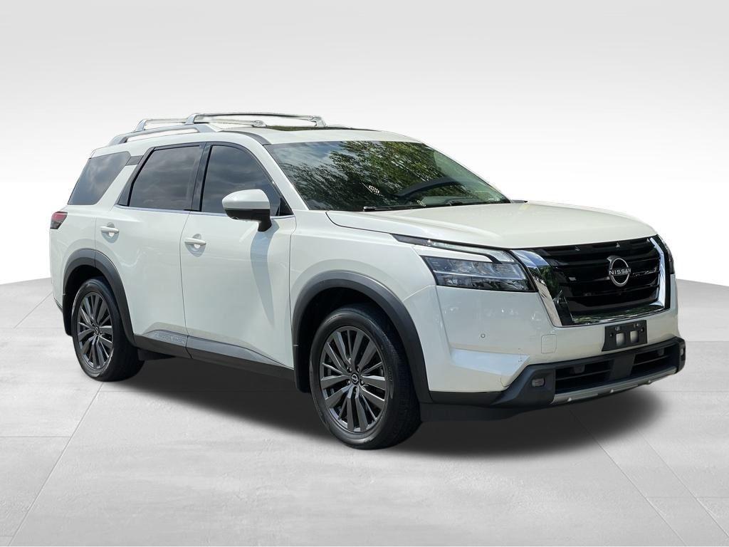 used 2022 Nissan Pathfinder car, priced at $29,258