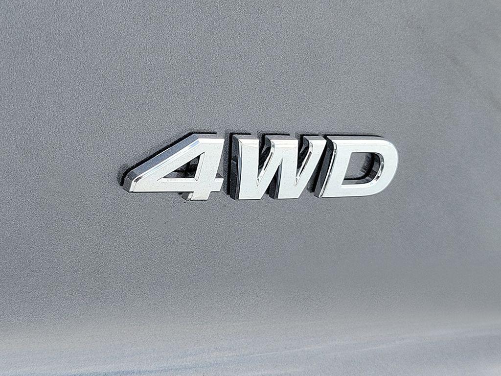 new 2025 Nissan Pathfinder car, priced at $35,165