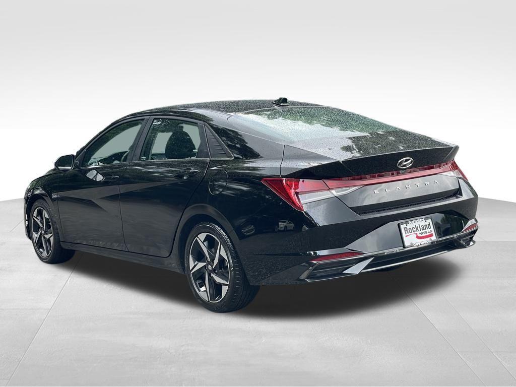 used 2022 Hyundai Elantra car, priced at $17,568