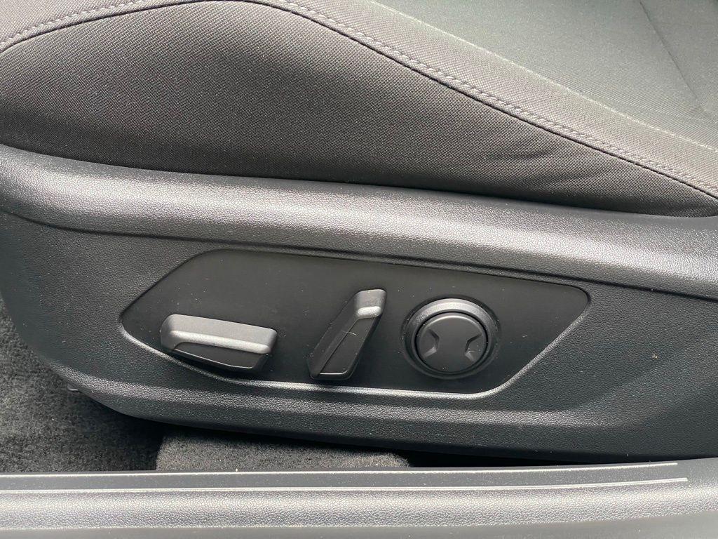 used 2022 Hyundai Elantra car, priced at $17,568