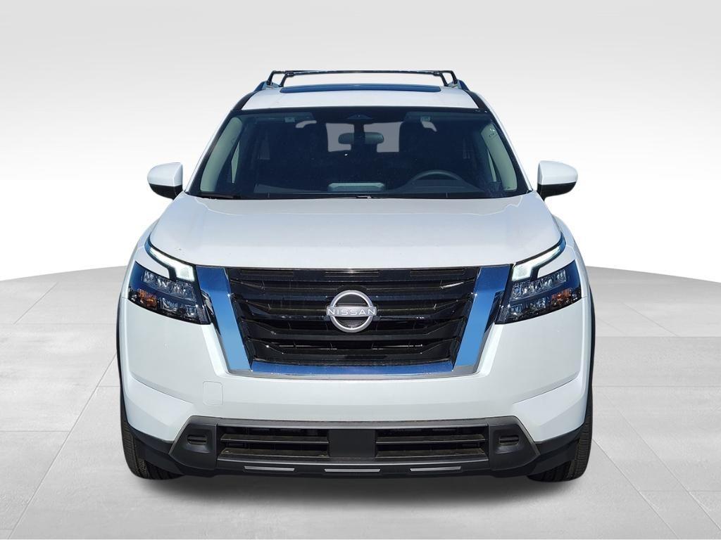 new 2025 Nissan Pathfinder car, priced at $37,187