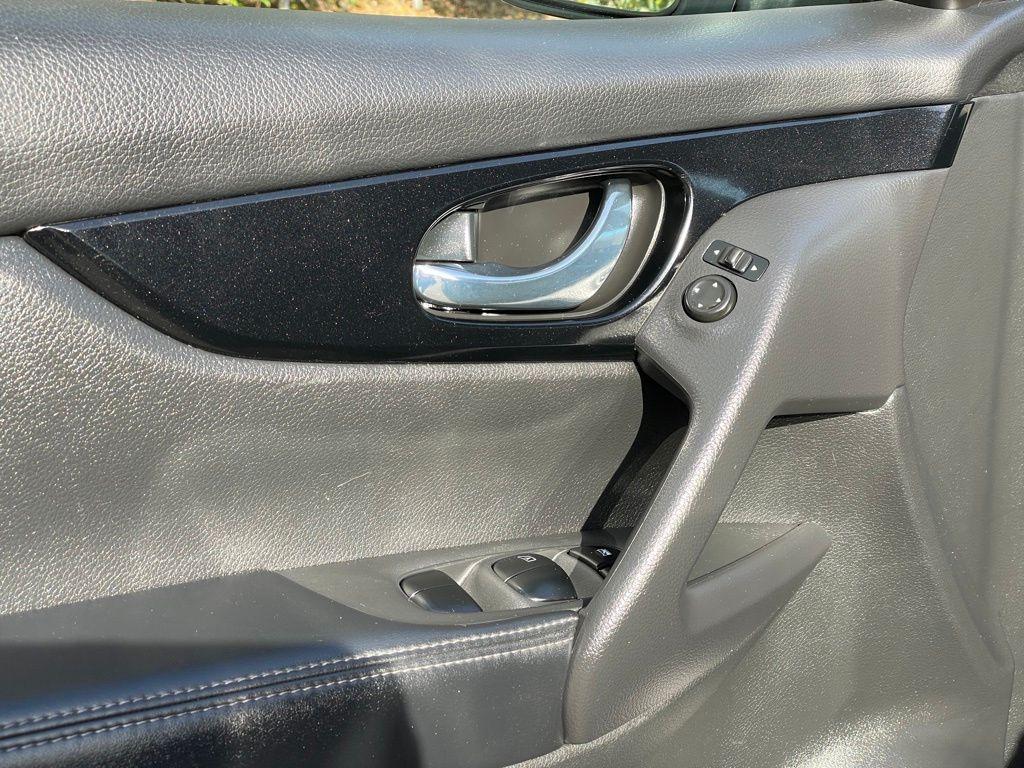 used 2018 Nissan Rogue Sport car, priced at $15,474
