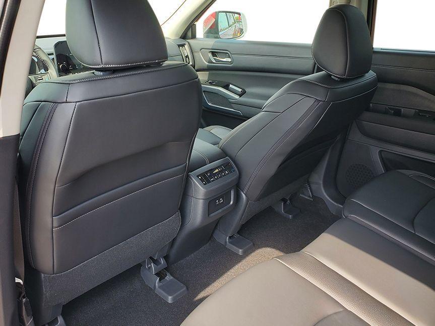 new 2025 Nissan Pathfinder car, priced at $42,535