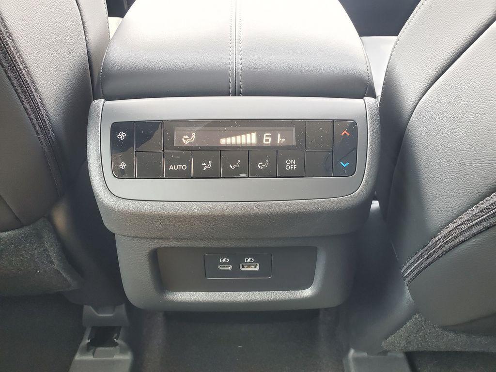 new 2025 Nissan Pathfinder car, priced at $42,535