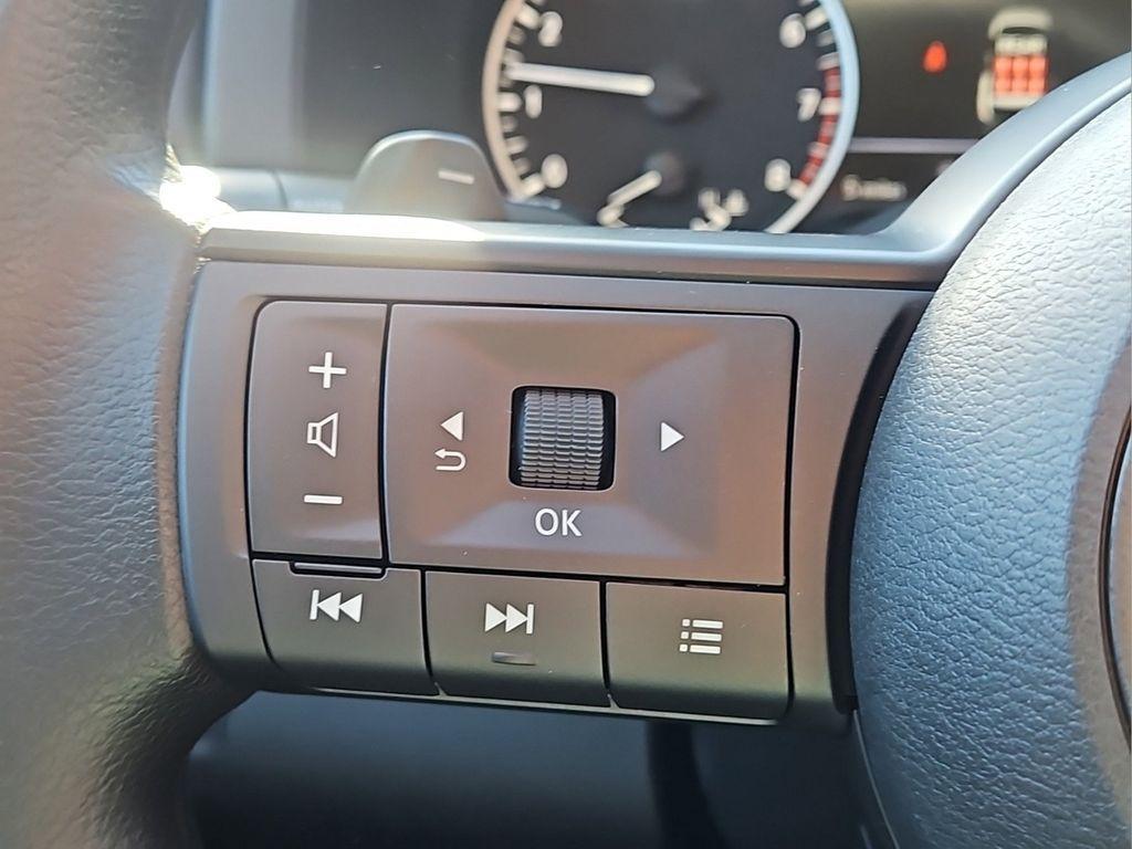 new 2025 Nissan Pathfinder car, priced at $35,002