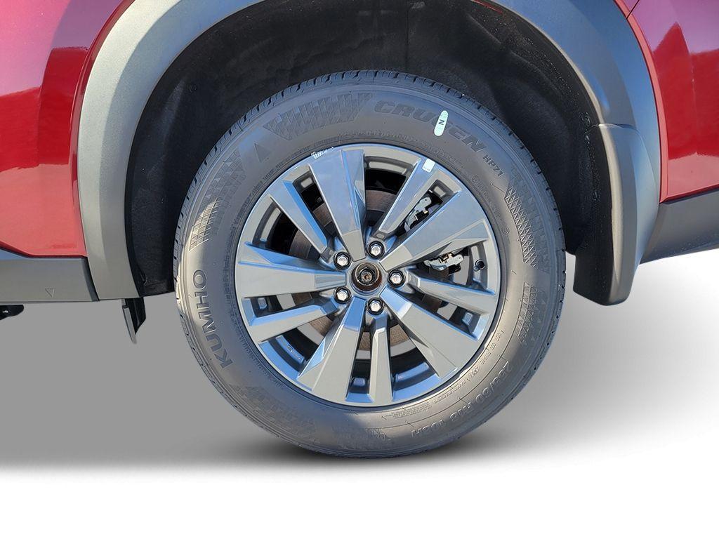 new 2025 Nissan Pathfinder car, priced at $35,400