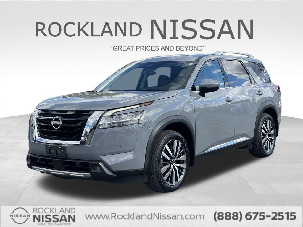 used 2022 Nissan Pathfinder car, priced at $33,123