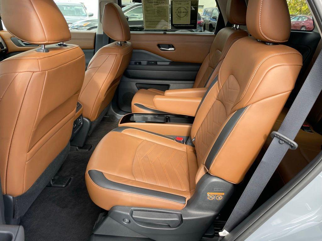 used 2022 Nissan Pathfinder car, priced at $33,123