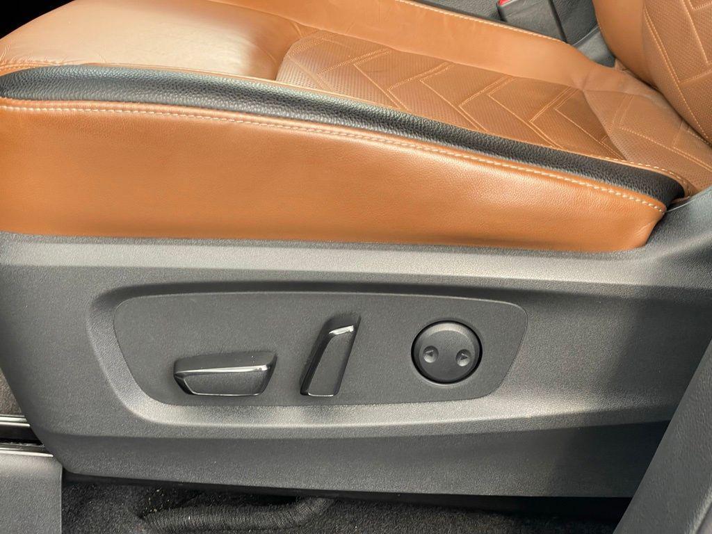 used 2022 Nissan Pathfinder car, priced at $33,123