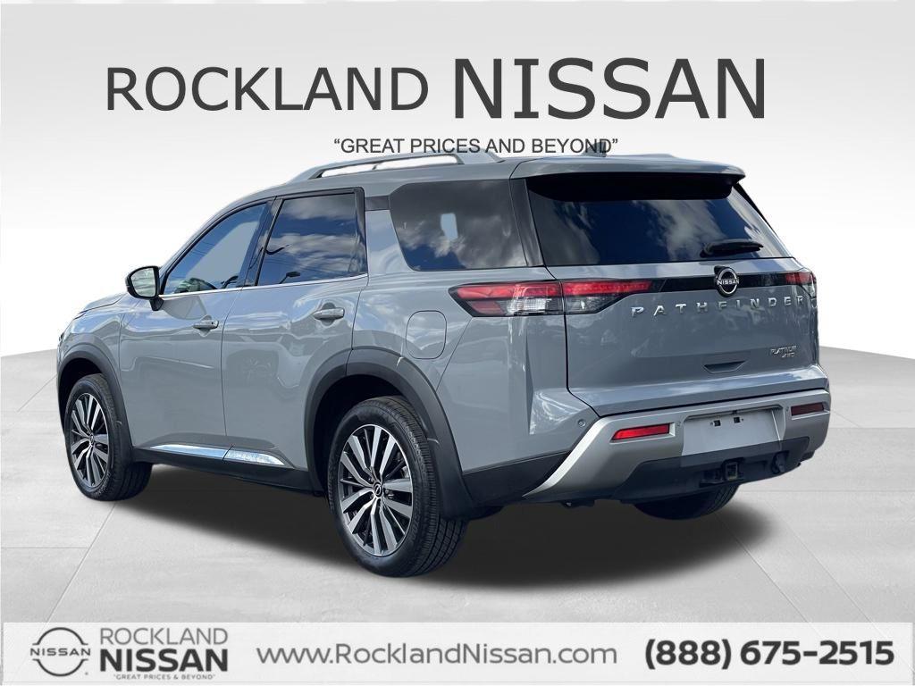 used 2022 Nissan Pathfinder car, priced at $33,123