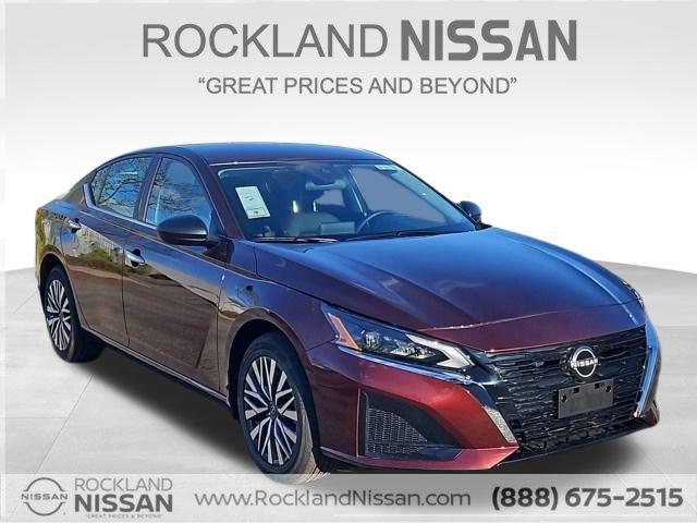 new 2025 Nissan Altima car, priced at $29,125