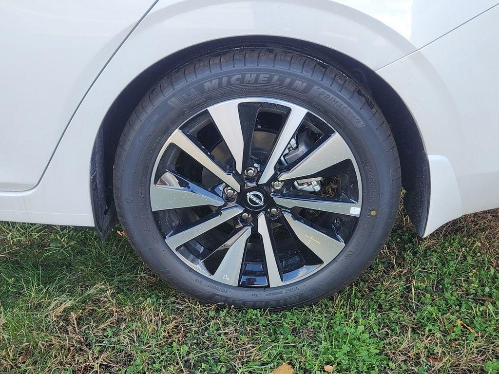new 2025 Nissan Sentra car, priced at $26,655