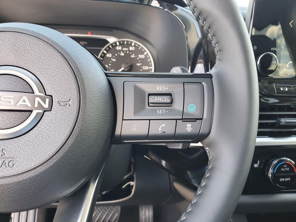 new 2025 Nissan Pathfinder car, priced at $48,355