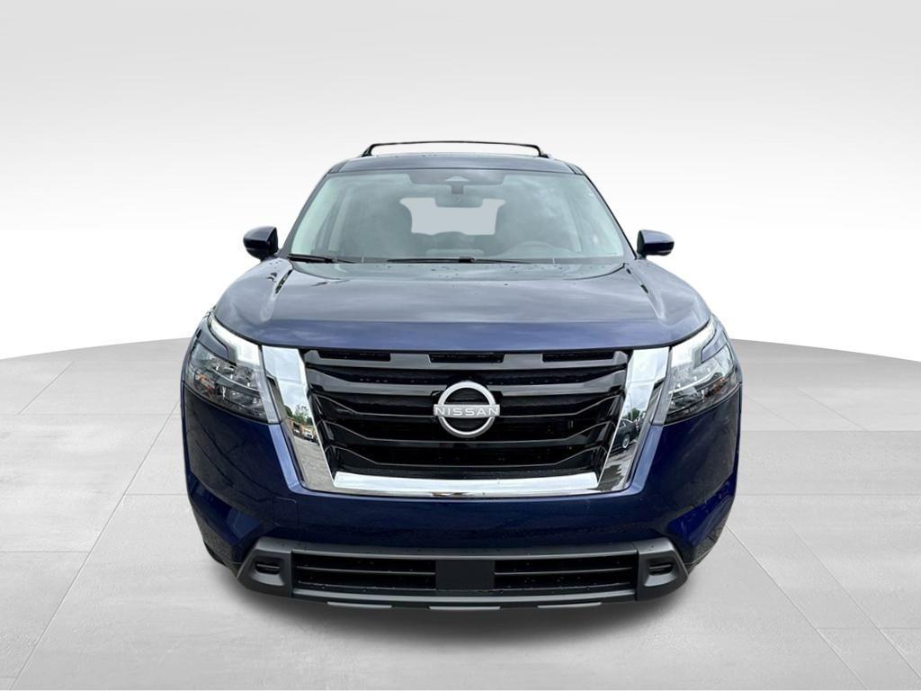 new 2025 Nissan Pathfinder car, priced at $36,964