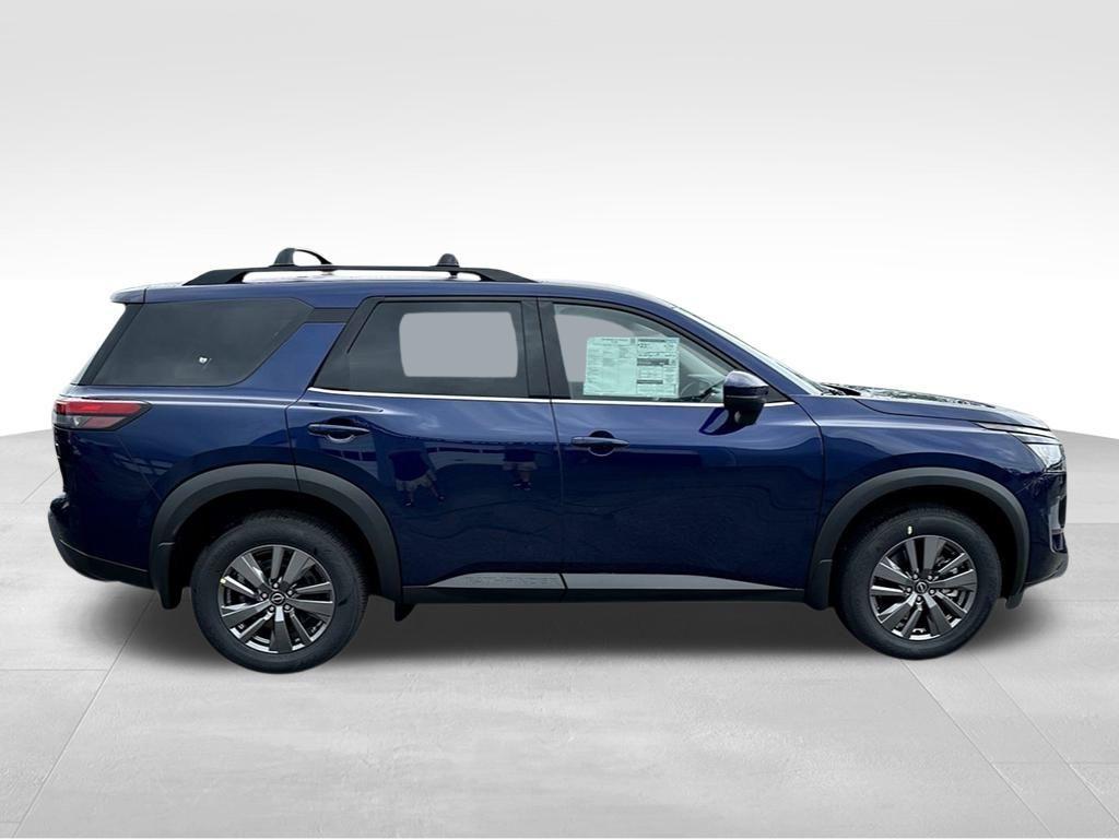 new 2025 Nissan Pathfinder car, priced at $36,964