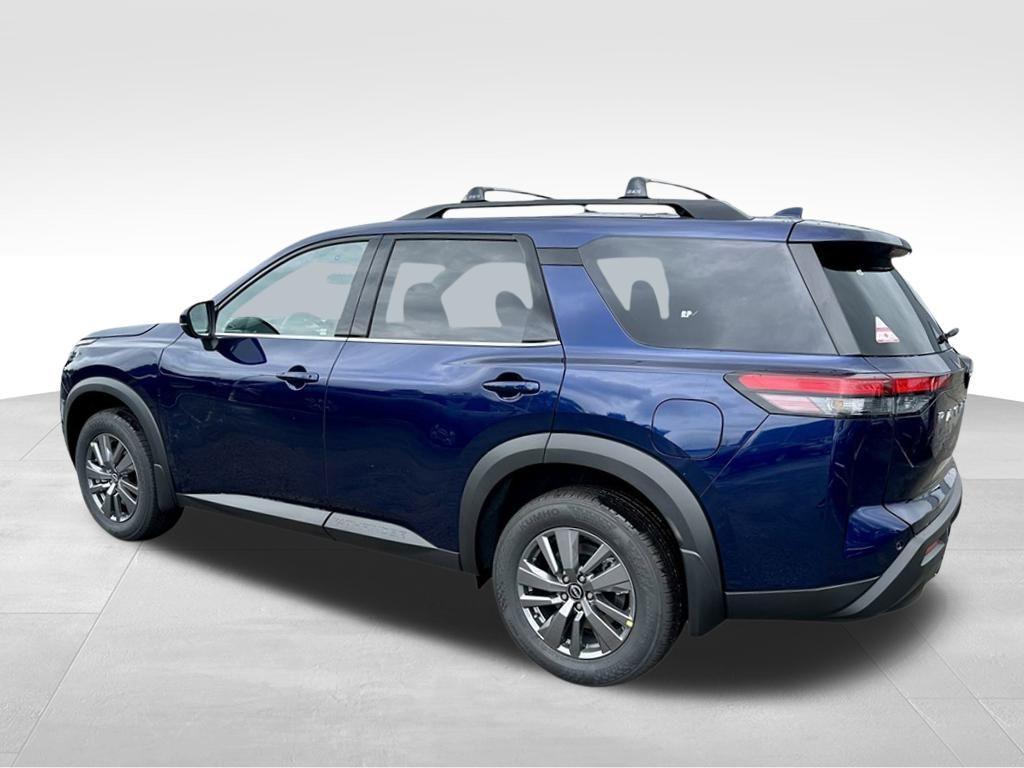 new 2025 Nissan Pathfinder car, priced at $36,964