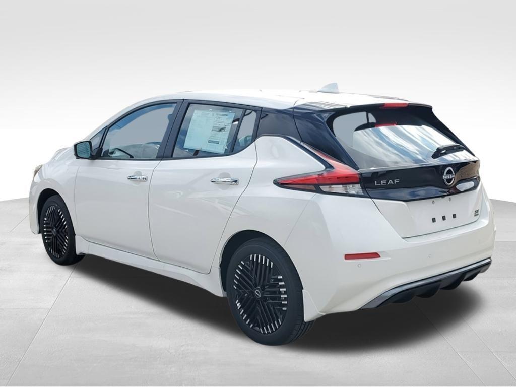 new 2025 Nissan Leaf car, priced at $30,760