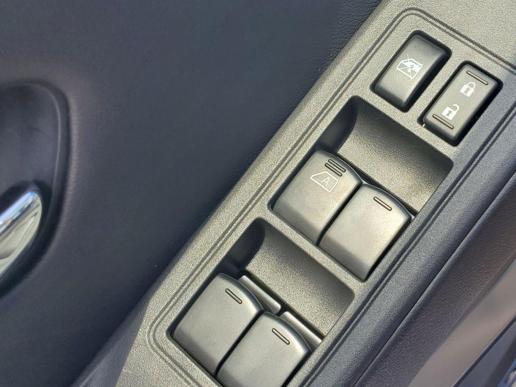 new 2025 Nissan Frontier car, priced at $45,545