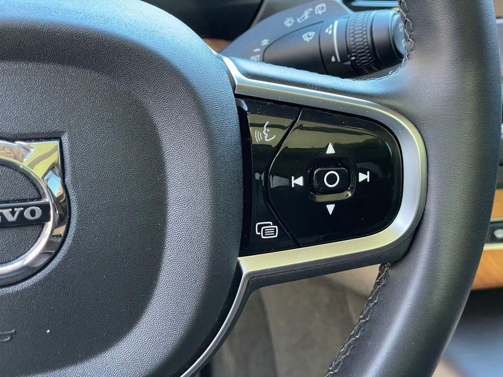 used 2024 Volvo XC90 car, priced at $39,495