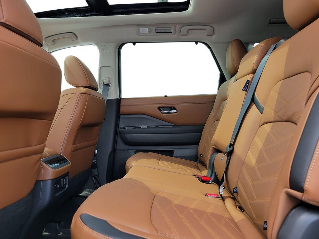 new 2025 Nissan Pathfinder car, priced at $52,300
