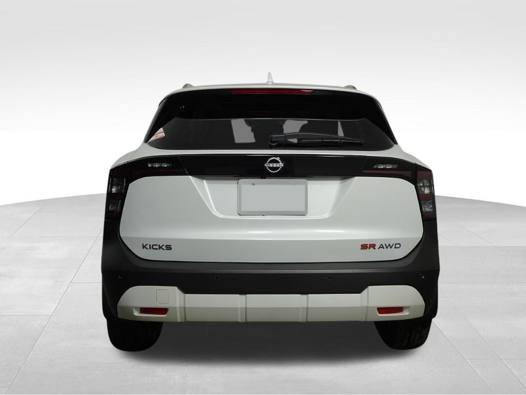 new 2025 Nissan Kicks car, priced at $30,083