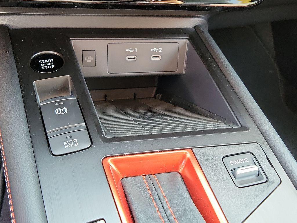new 2025 Nissan Kicks car, priced at $30,083
